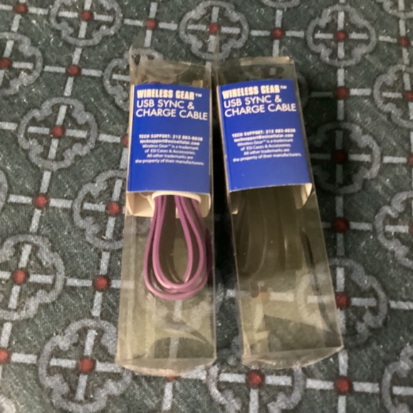 Wireless Gear USB Sync & Charge Cable Bundle New Colors purple and black - Picture 5 of 6